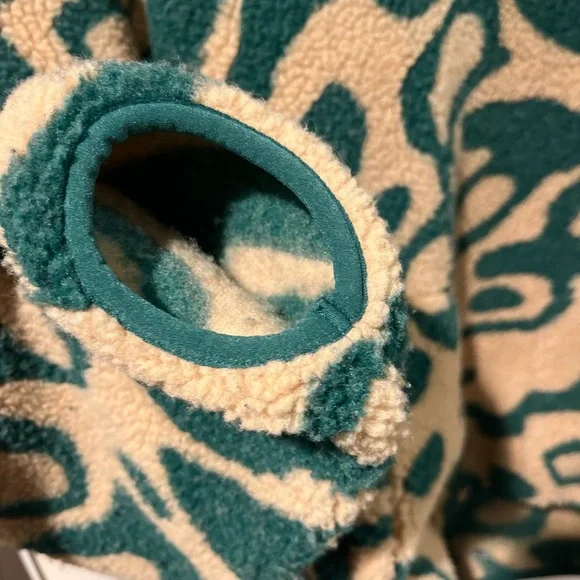 Parks Project Yellowstone Geysers Trail High Pile Fleece - Picture 7 of 7